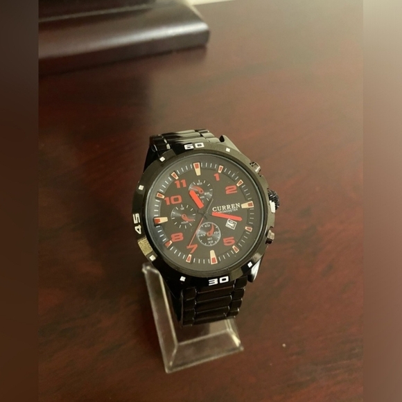Curren Black and Red Men's Watch - Picture 1 of 3